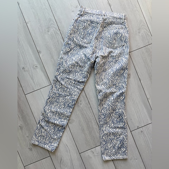 Abercrombie & Fitch Wavy Printed Denim Jeans - Picture 2 of 4
